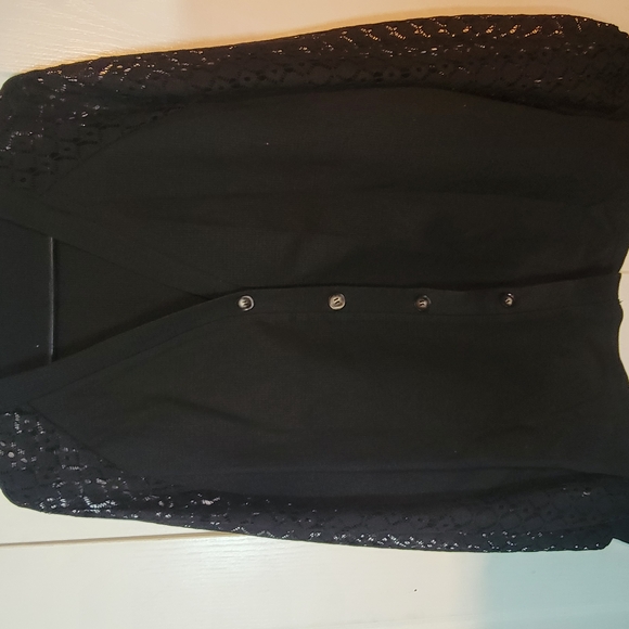 Ecowish Sweaters - Elegant Black Women's Cardigan